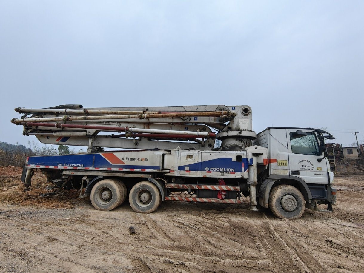 Zoomlion 47m Semi-Dry Shotcrete Concrete Boom Pump Construction ...