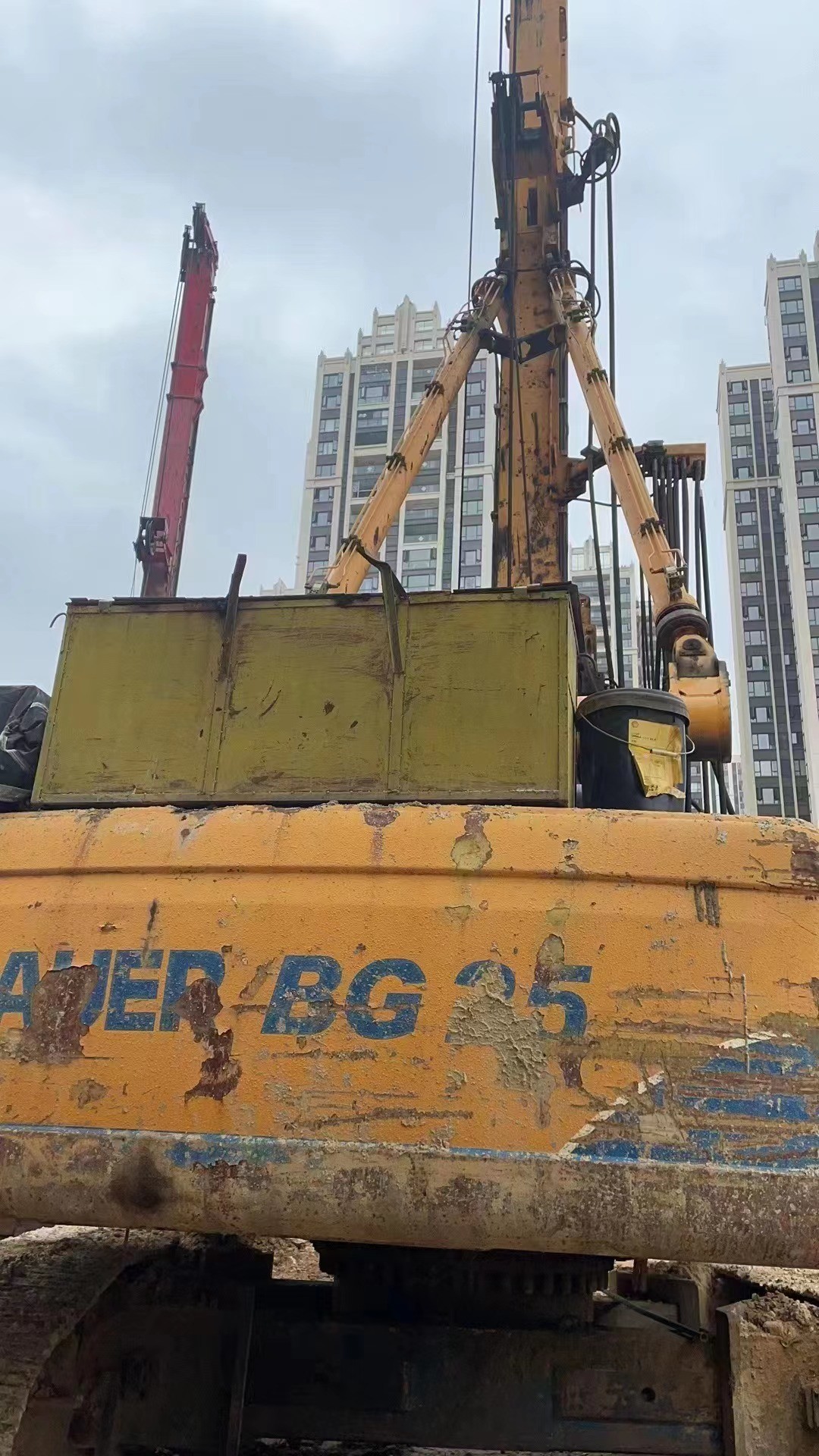 Continuous Flight Augering Foundation Drill Rig Convenient Operation